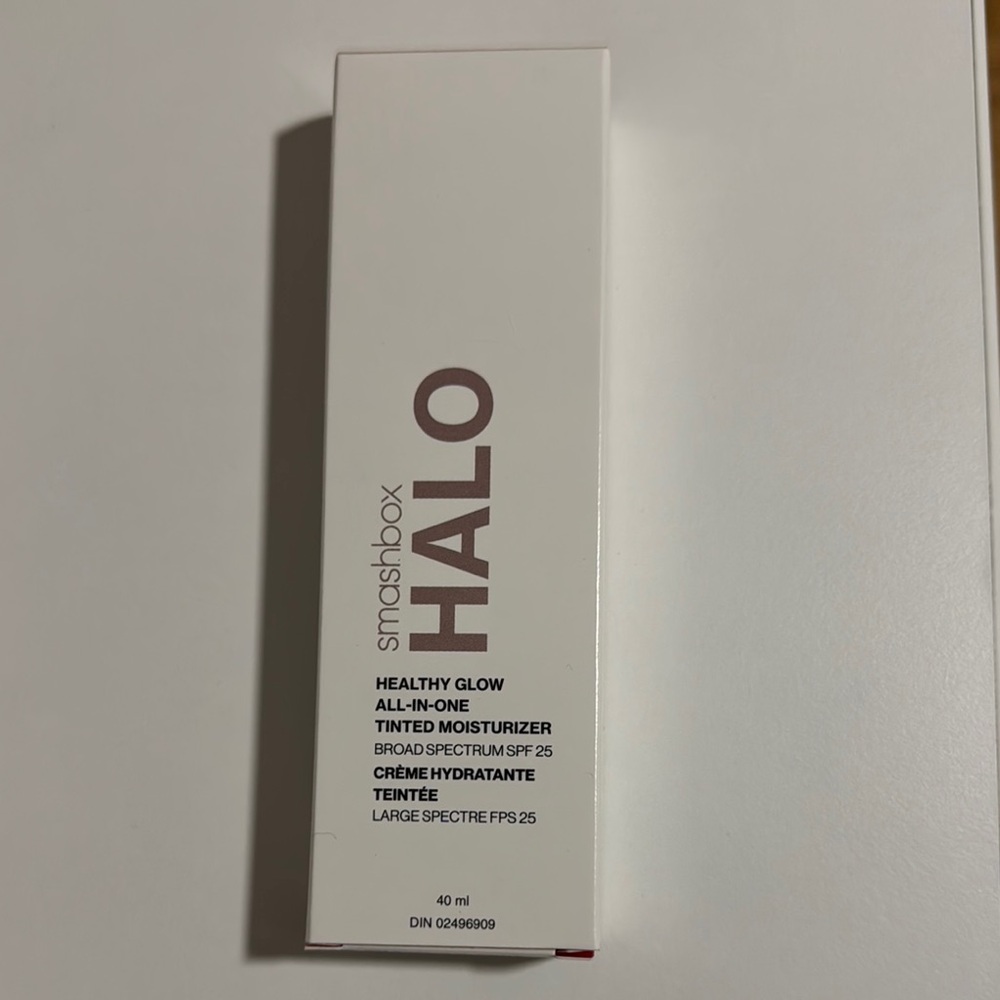 Smashbox White Moisturizer Skincare Essential